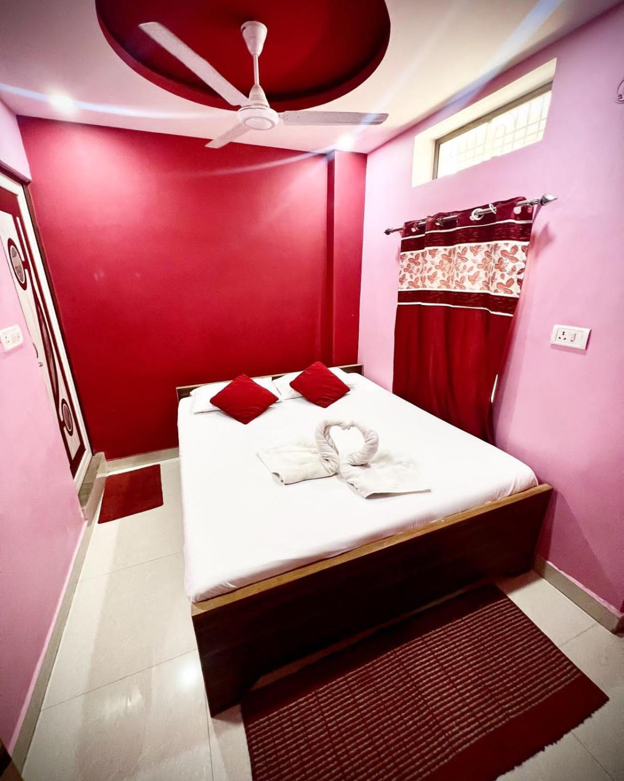 Maa Durga Inn Varanasi Exterior photo