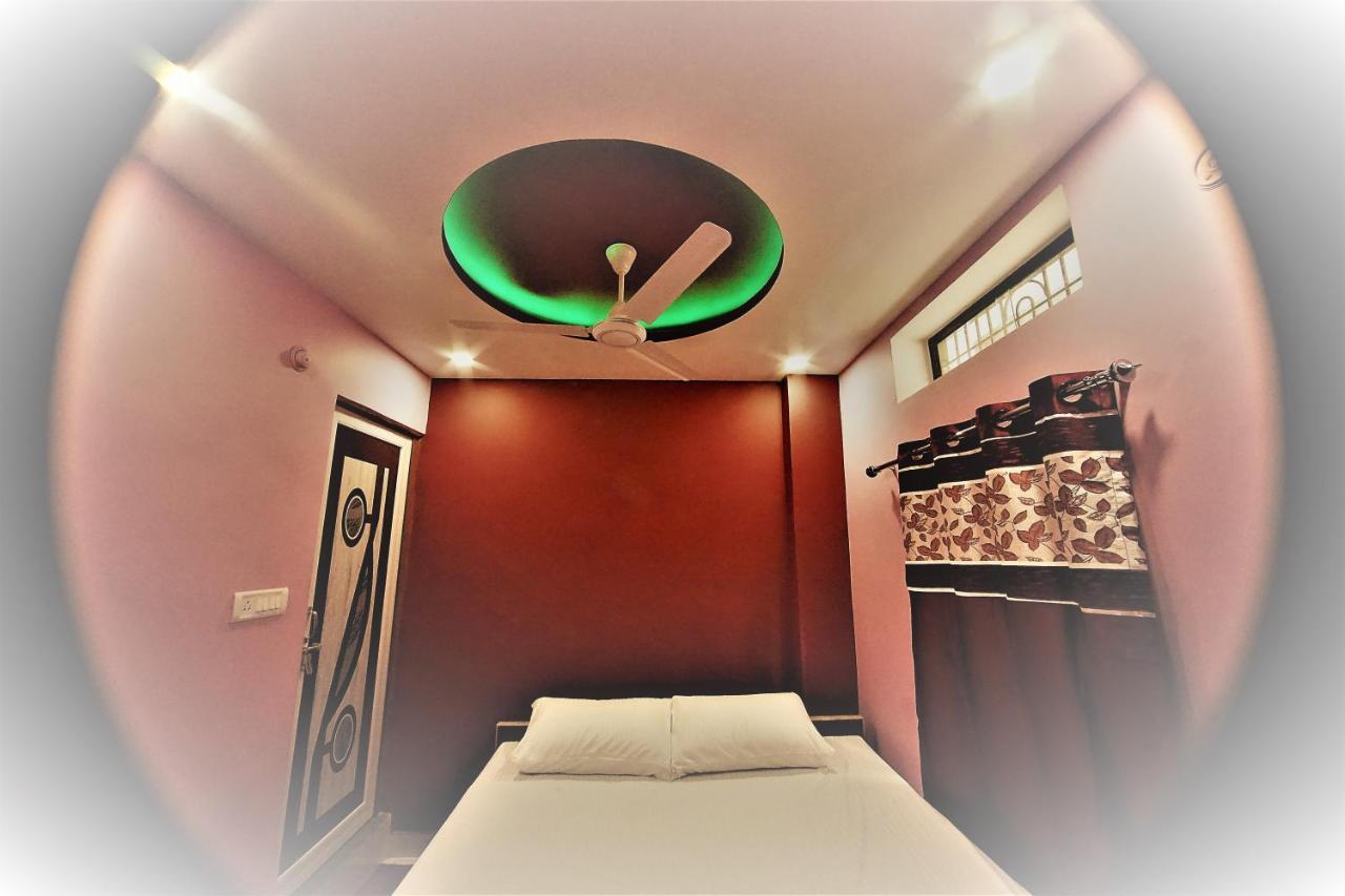 Maa Durga Inn Varanasi Exterior photo